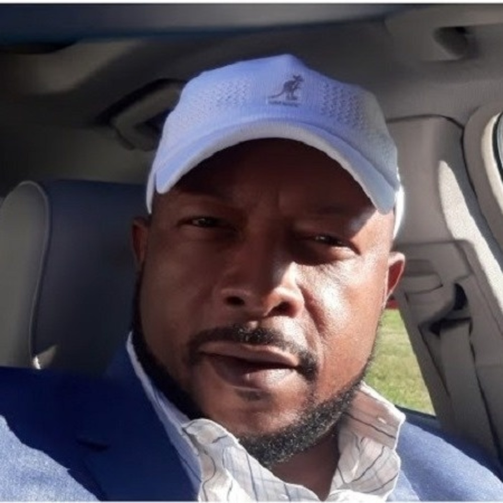 Meet your Posher, Leon